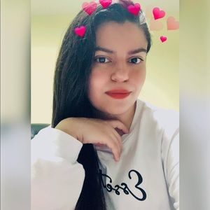 Meet your Posher, Dalila